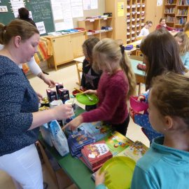 Gesundes Frühstück in der 4b unterstützt durch Kölln Flocken