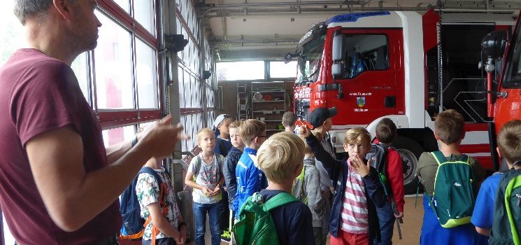 Wir waren bei der Freiwilligen Feuerwehr in Waldbrunn – Klasse 3b