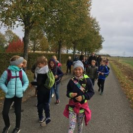 Eindrücke vom Wandertag der 4b am 4.10.2019 Eindrücke vom Wandertag der 4b am 4.10.2019