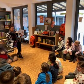 Besuch in der Bücherei in Eisingen mit Unterstützung vom Bund Naturschutz