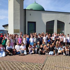 Besuch der Bait-ul-Aleem Moschee in Würzburg Besuch der Bait-ul-Aleem Moschee in Würzburg